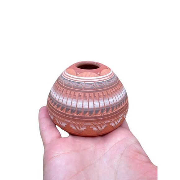 Vintage Navajo Etched Small Vase - Picture 3 of 5
